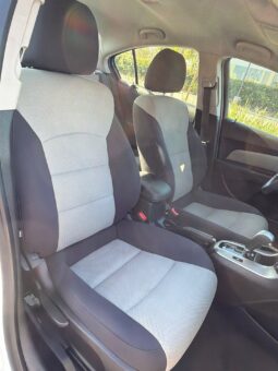 
										2014 Chevy Cruz full									