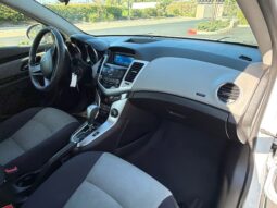 
										2014 Chevy Cruz full									