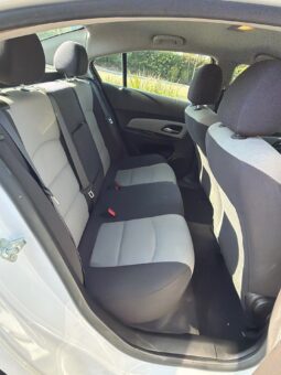 
										2014 Chevy Cruz full									