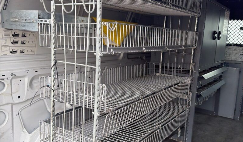 
								2010 Ford Econoline E-250 full									