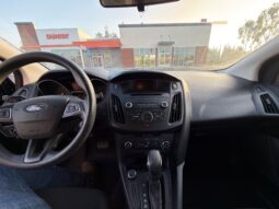 
										2016 Ford Focus full									