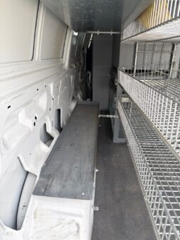 
										2010 Ford Econoline E-250 full									