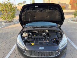 
										2016 Ford Focus full									