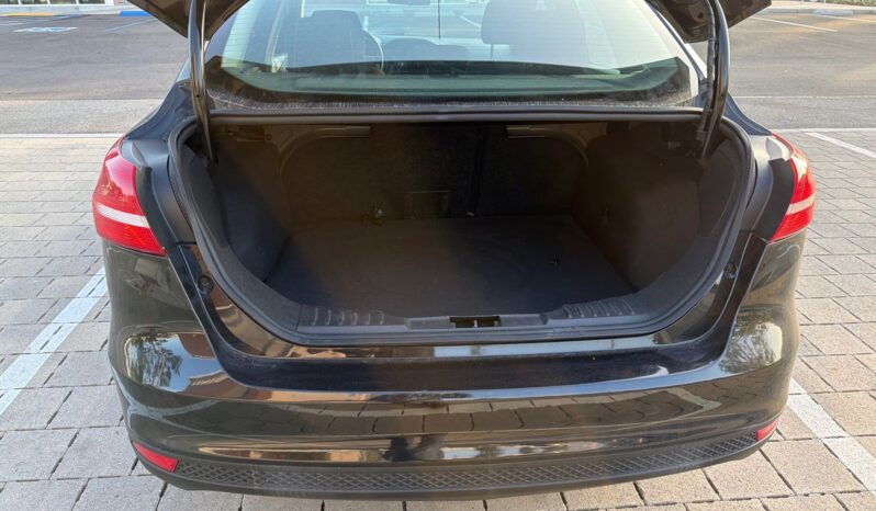 
								2016 Ford Focus full									