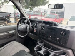 
										2010 Ford Econoline E-250 full									