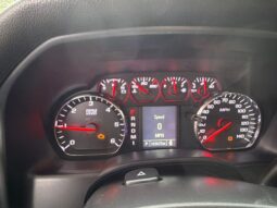 
										2016 Chevy Silverado 2500 Crew Cab full									